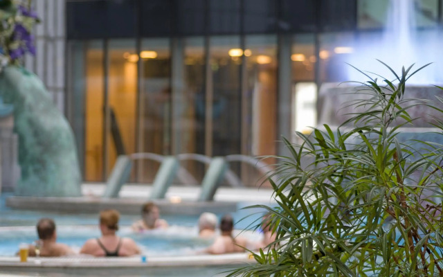Tallink Express Hotel