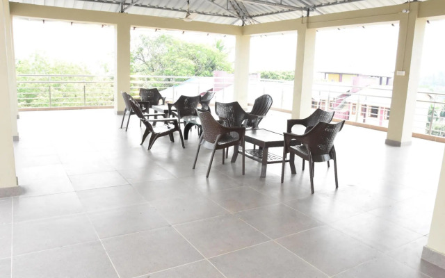 Hotel Aqua Breeze by OYO Rooms
