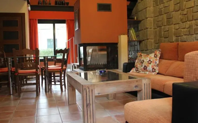 Miranevada, Casas de Montaña