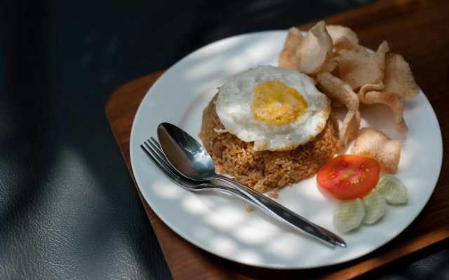 Surya Kencana Seaside Hotel