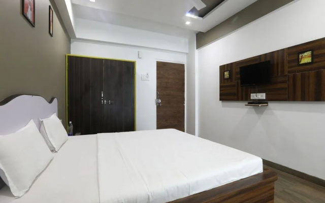 White House Beach Resort by OYO Rooms