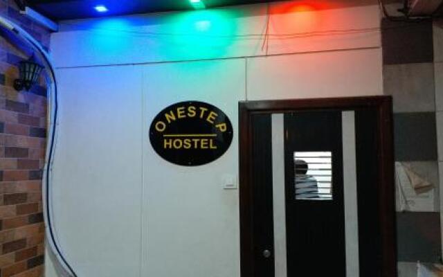 One Step Hostel