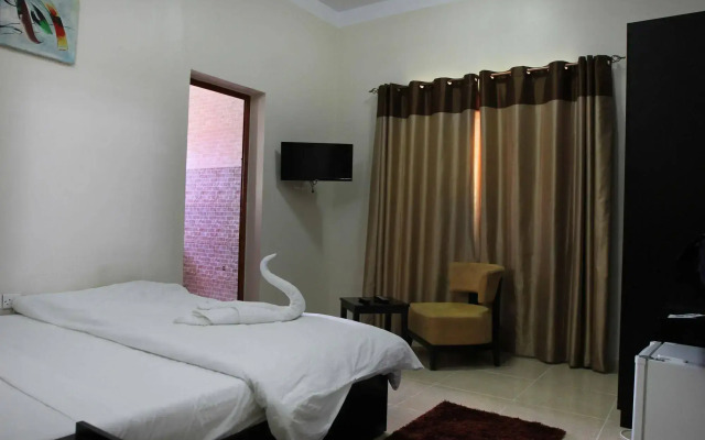 Al Multaqa Hotel