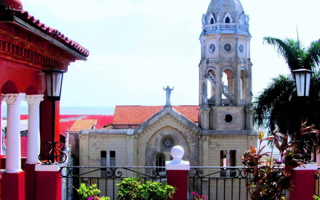 La Isabela Suites