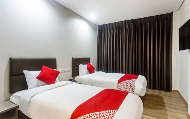 Oyo 241 Airo Hotel