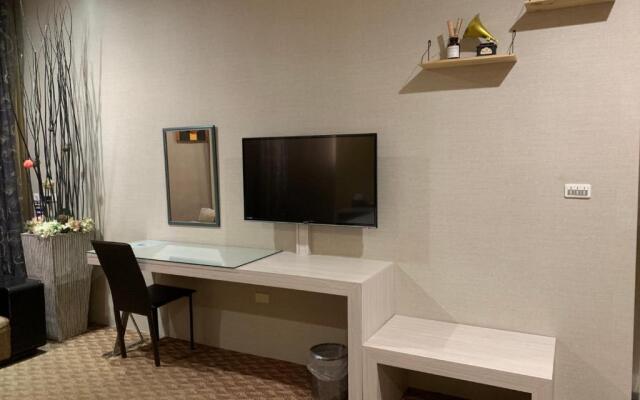 Her Home Spa Motel Douliu