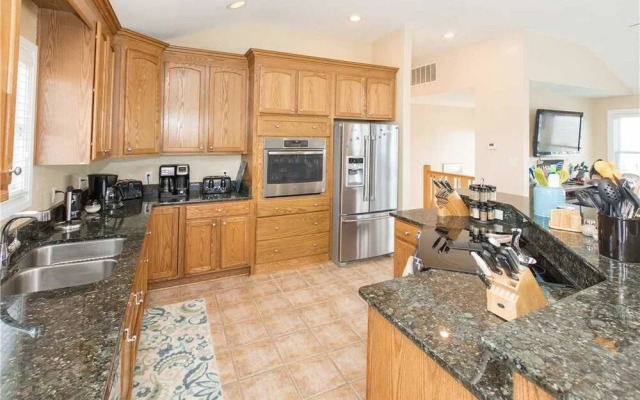 A Sea-cret Paradise - 8 Br Home