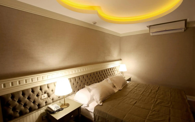 The PINEHILL Hotel & Suites