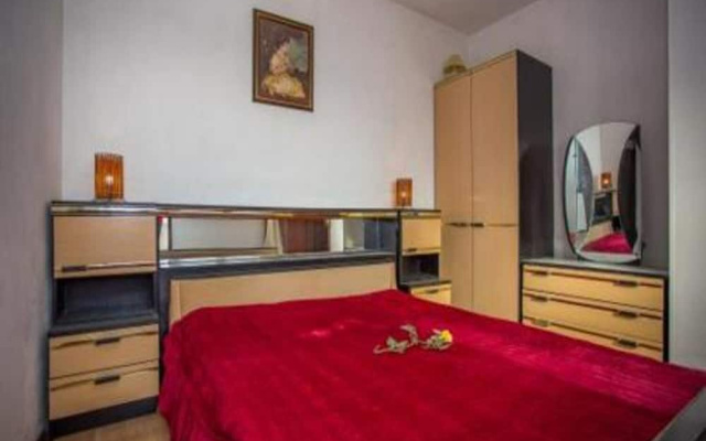 Apartments and Room Anita