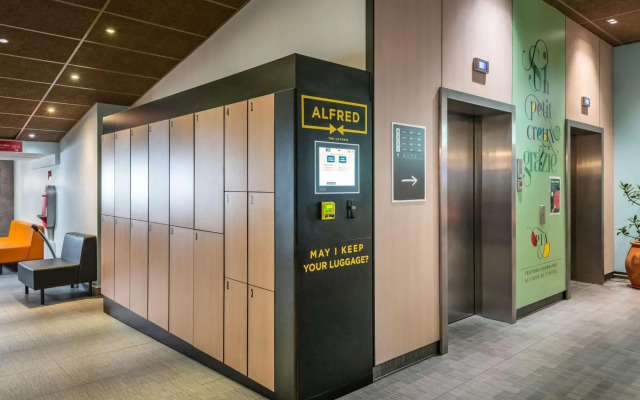 ibis Paris Coeur d'Orly Airport