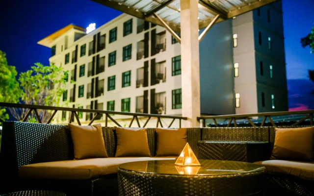 Triple Z Hotel