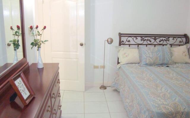 2 Br Townhouse In Montego Bay - Prj 1457