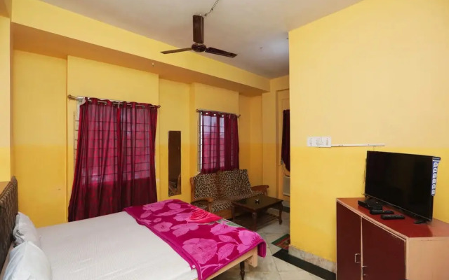 SPOT ON 45472 Hotel Savitri