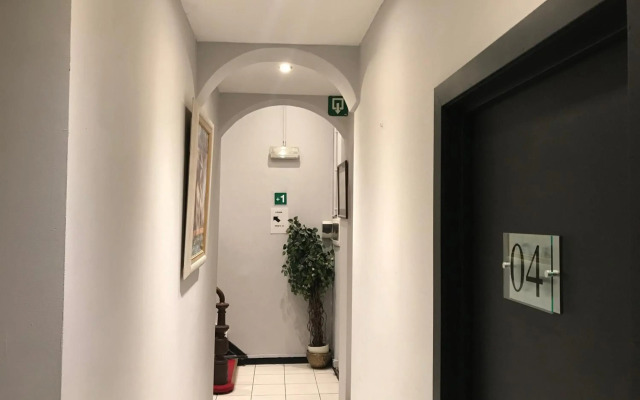 Royal Hotel