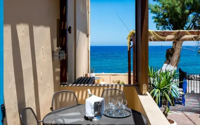 'Captain's House' Traditional Hotel Suites