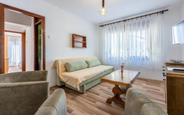 Apartments Josip