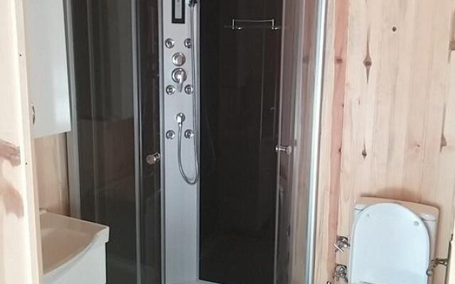 Azra's Bungalow Houses