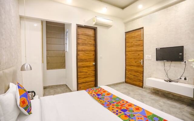 Fabhotel F9 Sector 19