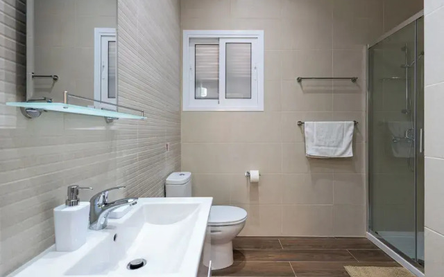 Aura 2-Bedroom Apartment in Larnaca