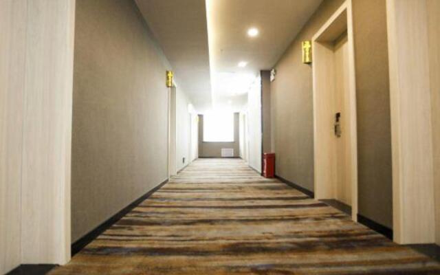 Du Shi 118 Hotel (Guangzong Bus Station Store)