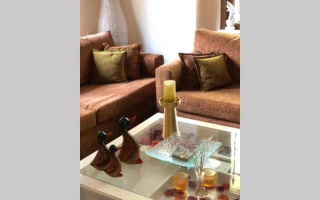 Comfy 3 Room House with Garden