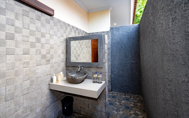 Pemuntalan Guesthouse by WizZeLa