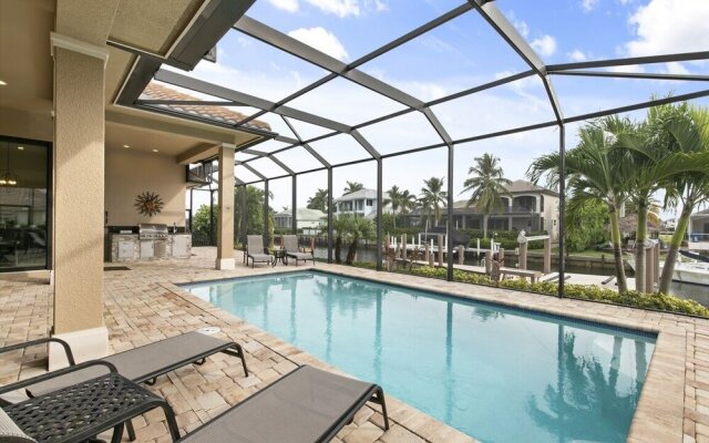 Covewood Ct 35, Marco Island Vacation Rental 3 Bedroom Home by Redawning