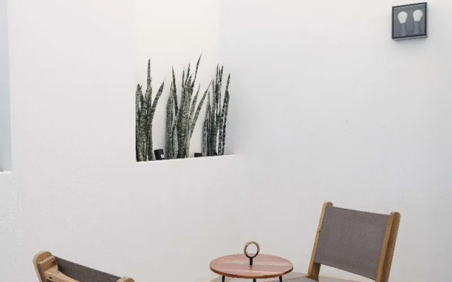 Blue Marina Suites Boutique Apartments