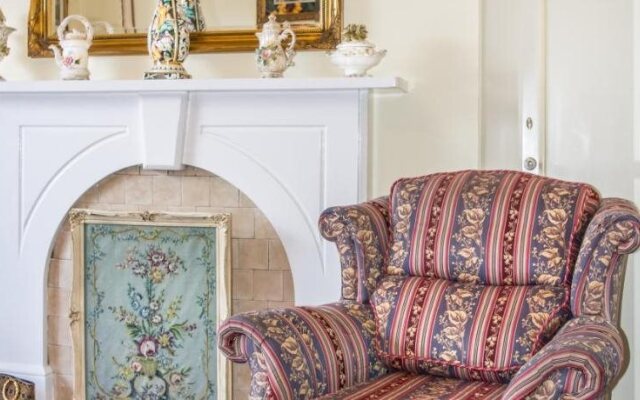 Creston Villa Guest House