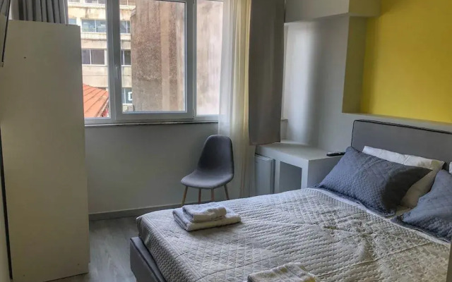 Raise Boutique Rooms in Center of Athens