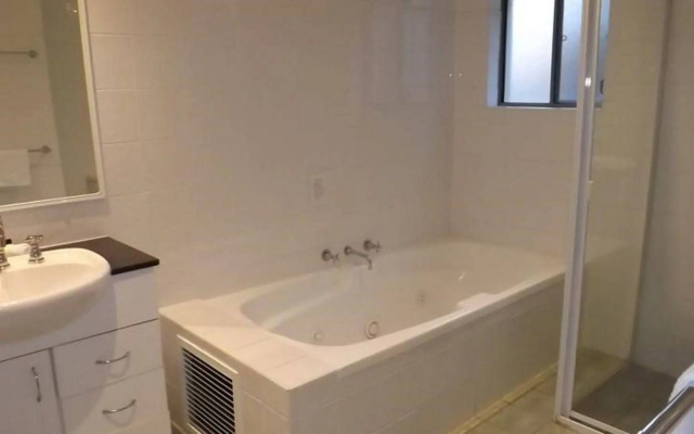 Avoca Palms Resort Apartments