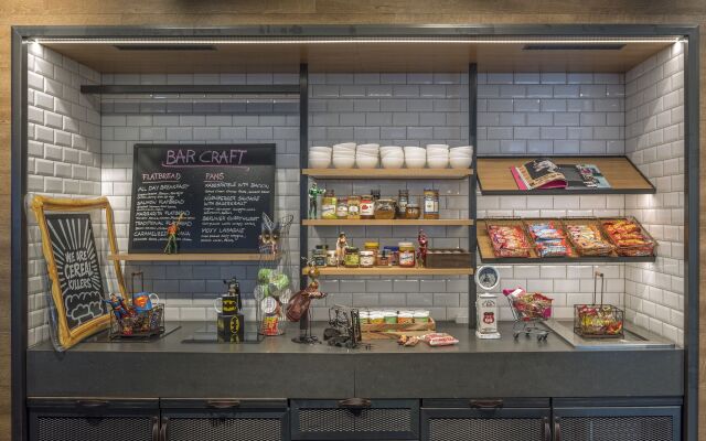 Moxy Glasgow Merchant City