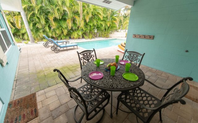 Harbor Side Apartment 5