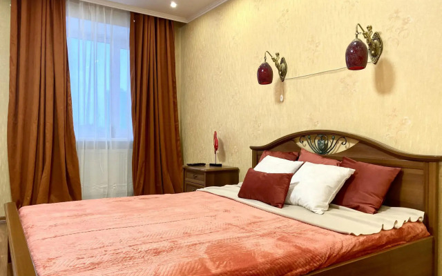 Compass (Компасс) на улице Первомайская