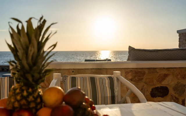 Aegean Melody Suites & Villa