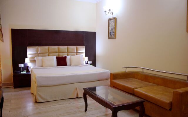 Fabhotel Conclave Comfort East Of Kailash