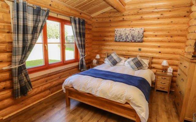 Pine Lodge