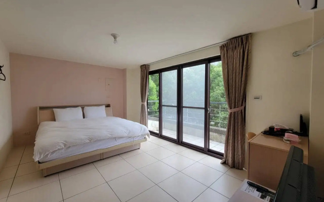 Sanyi Happiness B&B