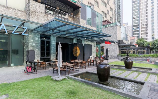 Luzzeri Suite @ Empire Damansara