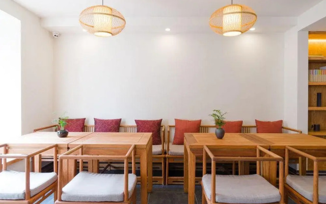 Hangzhou Van Wind Inn