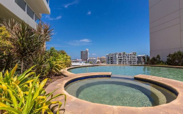 ZEN CITY & SEA - Executive 1BR Suite