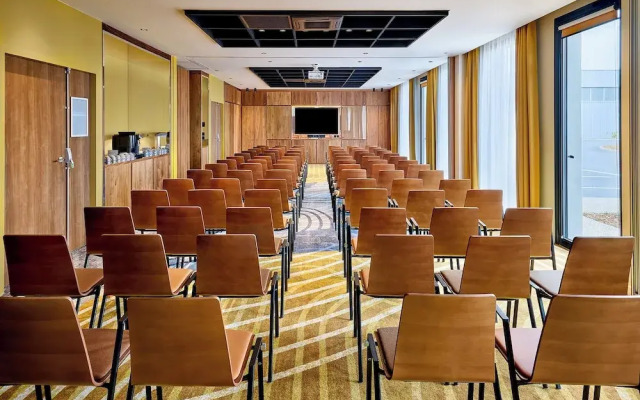 Courtyard By Marriott Lyon Eurexpo Stadium
