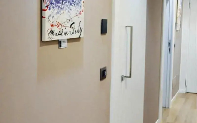 Olivia Rooms Teocrito