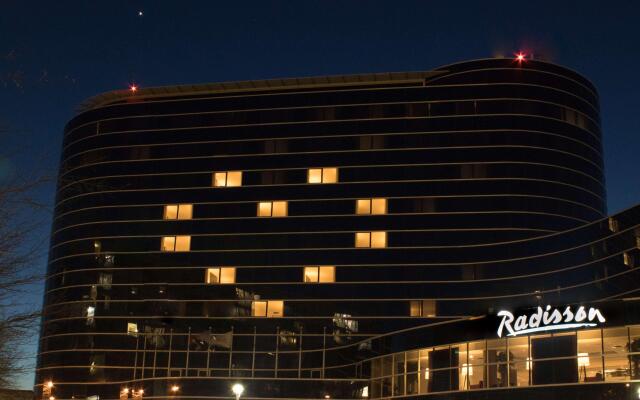 Radisson Hotel Vancouver Airport