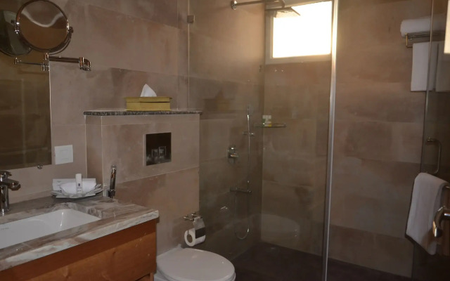 juSTa Sajjangarh Resort & Spa