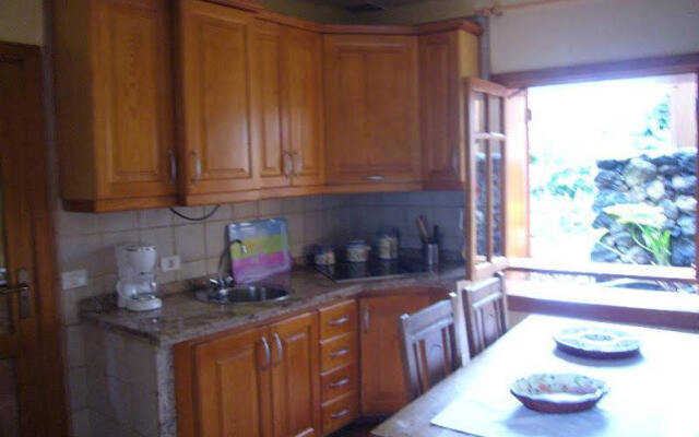 Casas Rurales Los Almendreros - Los Perales