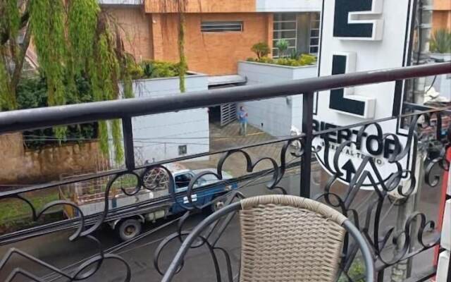 Mosaic House Hotel