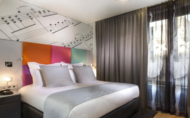 Lyric Hotel Paris