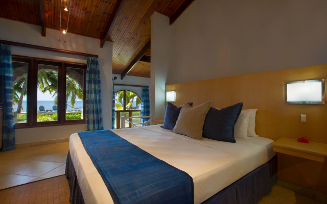 Coco de Mer Hotel and Black Parrot Suites