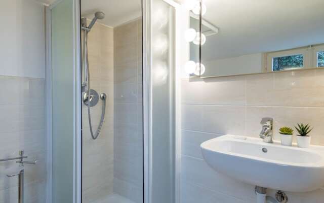 JOIVY Fabulous Apartments In Cernobbio